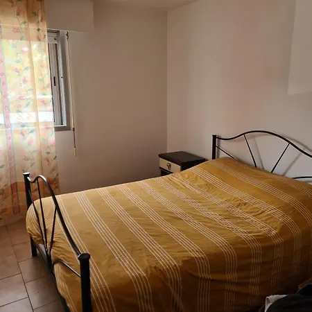 Cyprien Réservable Du Samedi Au Samedi Les Mois De Juillet Et Aout *