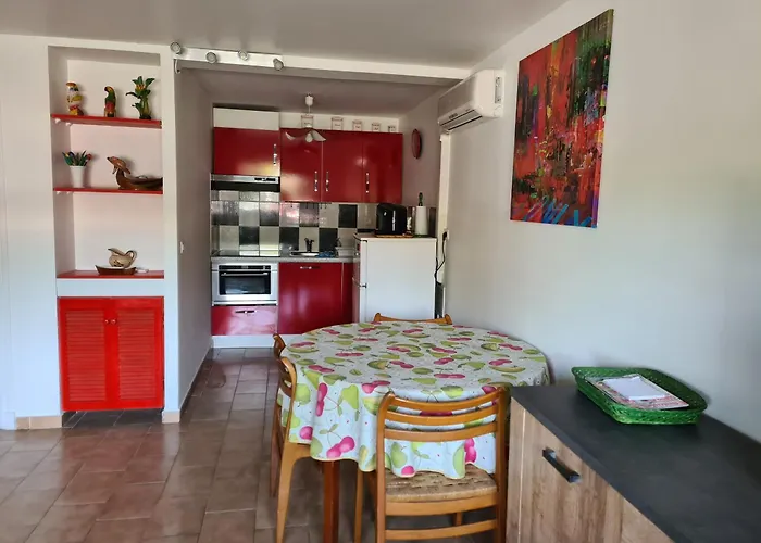 Cyprien Reservable Du Samedi Au Samedi Les Mois De Juillet Et Aout Διαμέρισμα *